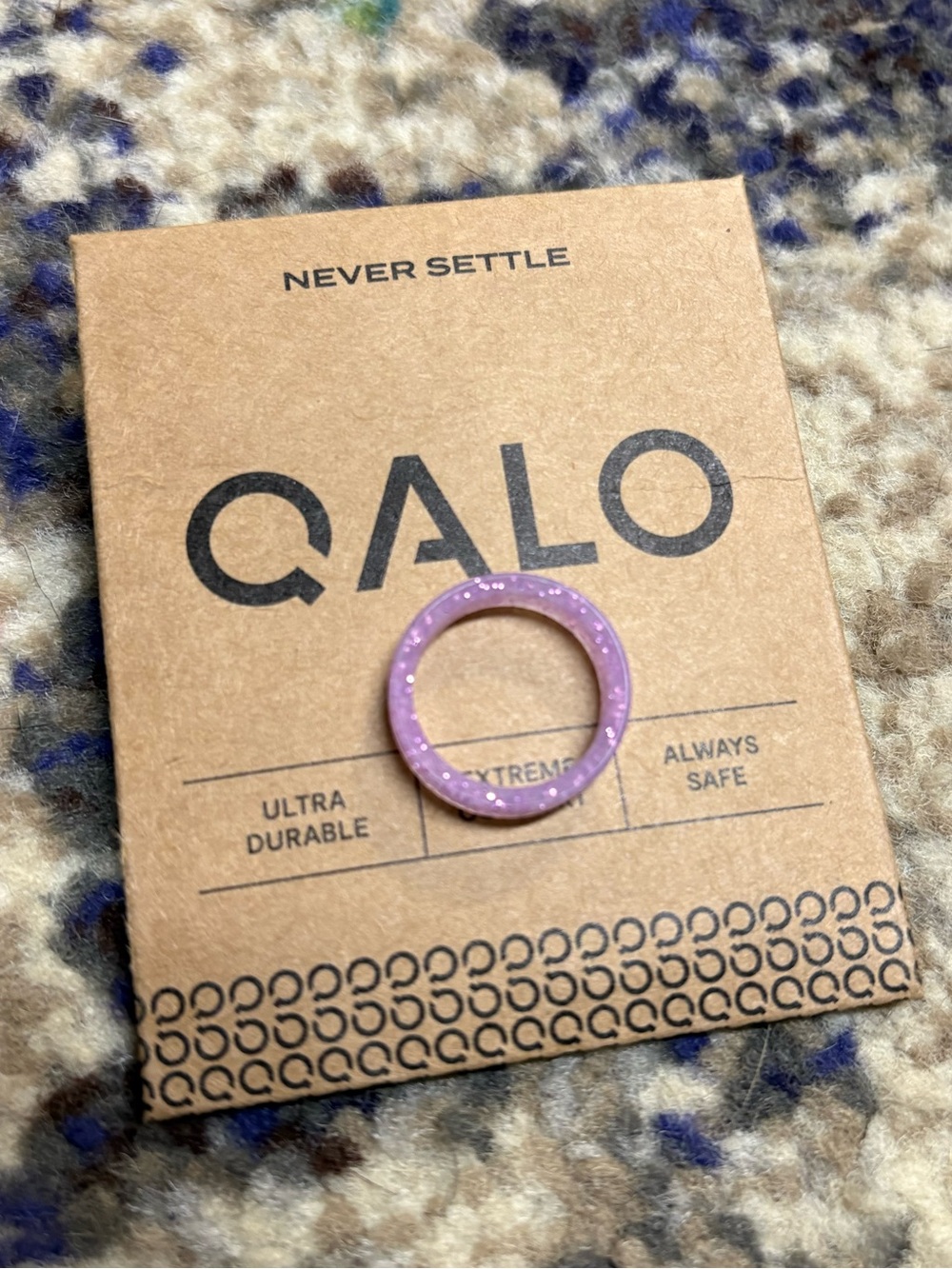 Qalo Women’s Jelly Smooth Ring